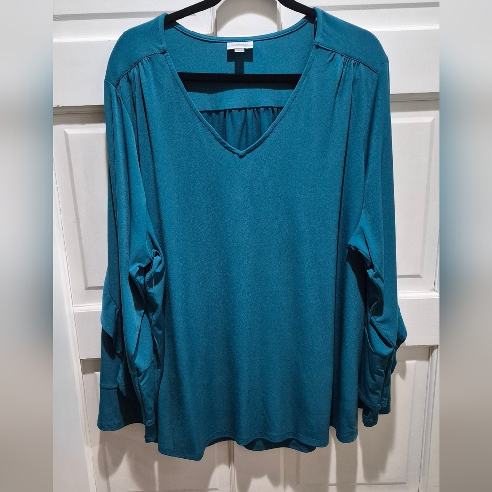 Avenue Teal V-Neck Stretch Blouse Ruffle Bell Sleeve Tunic Top Size 26/28 NWOT